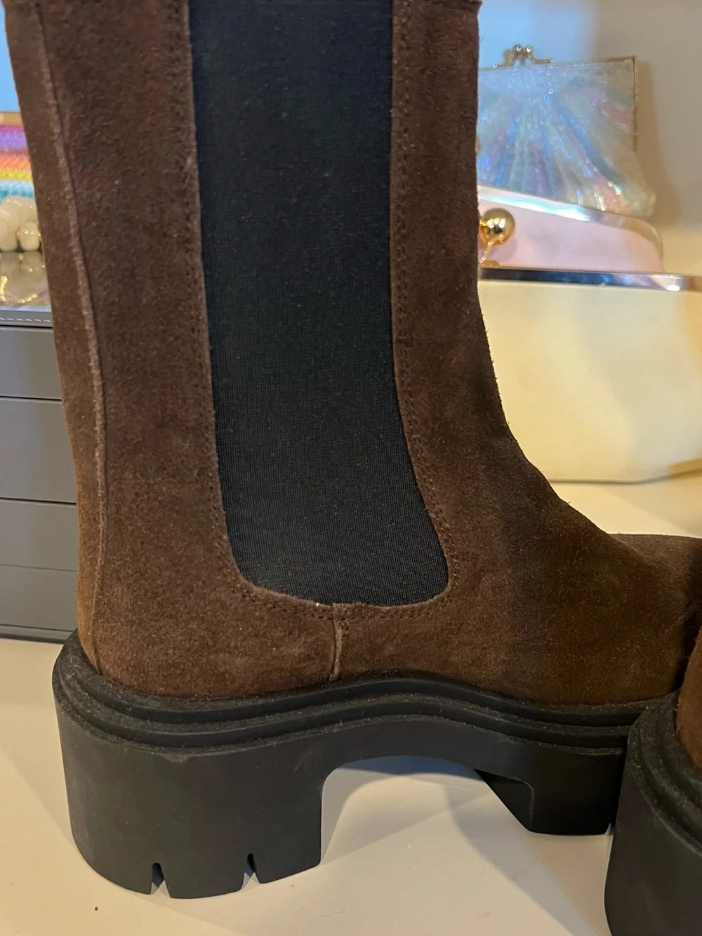 Steve Madden Wisteria Brown Suede Chelsea Lug Boots 100% leather